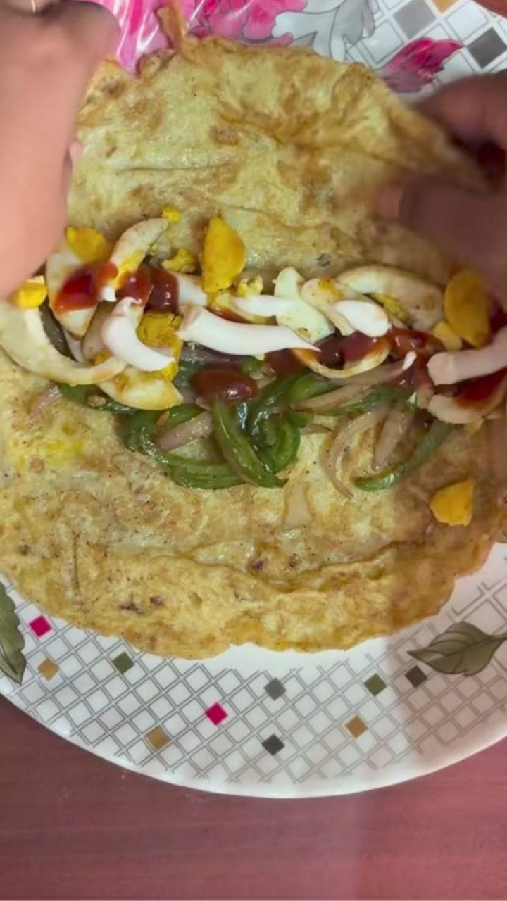 ಮಕ್ಕಳಿಗೆ ಇಷ್ಟವಾಗುತ್ತೆ ಟೇಸ್ಟಿ ಎಗ್ ರೋಲ್, ರೆಸಿಪಿ ಇಲ್ಲಿದೆ