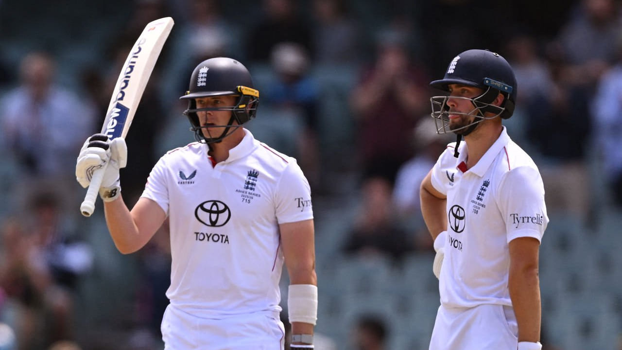 ಅದರಂತೆ 175 ರನ್​ಗಳ ಗುರಿ ಪಡೆದ ಇಂಗ್ಲೆಂಡ್ ತಂಡವು ಎರಡನೇ ದಿನದಾಟದೊಳಗೆ ಗುರಿ ಮುಟ್ಟುವ ಮೂಲಕ 4 ವಿಕೆಟ್​ಗಳ ಜಯ ಸಾಧಿಸಿತು. ಇತ್ತ ಬಾಕ್ಸಿಂಗ್ ಡೇ ಟೆಸ್ಟ್ ಪಂದ್ಯವು ಕೇವಲ 2 ದಿನಗಳಲ್ಲೇ ಮುಗಿದಿದ್ದರಿಂದ ಇದೀಗ ಕ್ರಿಕೆಟ್​ ಆಸ್ಟ್ರೇಲಿಯಾಗೆ ಸುಮಾರು 60.6 ಕೋಟಿ ರೂ. ನಷ್ಟವಾಗಿದೆ ಎಂದು ವರದಿಯಾಗಿದೆ.