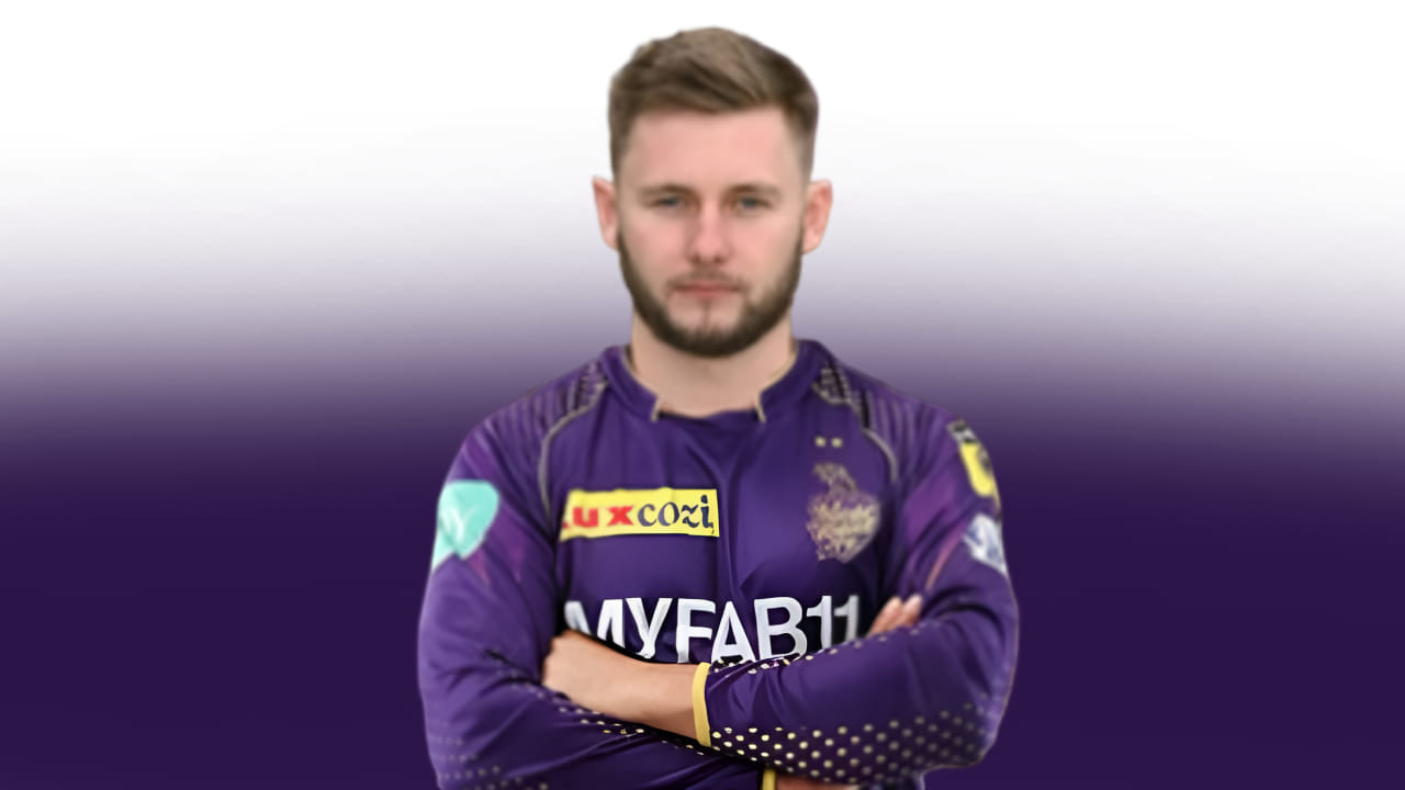 ಗಸ್ ಅಟ್ಕಿನ್ಸನ್: ಇಂಗ್ಲೆಂಡ್ ತಂಡದ ಆಲ್​​ರೌಂಡರ್ ಗಸ್ ಅಟ್ಕಿನ್ಸನ್ ಈ ಬಾರಿ ಎ1 ಪಟ್ಟಿಯಲ್ಲಿ ಸ್ಥಾನ ಪಡೆದಿದ್ದಾರೆ. ಈ ಹಿಂದೆ ಕೊಲ್ಕತ್ತಾ ನೈಟ್ ರೈಡರ್ಸ್ ತಂಡದಲ್ಲಿ ಕಾಣಿಸಿಕೊಂಡಿದ್ದ ಅಟ್ಕಿನ್ಸನ್ ಕಳೆದ ಸೀಸನ್​​ನಲ್ಲಿ ಕಣಕ್ಕಿಳಿದಿರಲಿಲ್ಲ. ಇದಾಗ್ಯೂ ಈ ಬಾರಿ 2 ಕೋಟಿ ರೂ. ಮೂಲ ಬೆಲೆಯೊಂದಿಗೆ ಮಾರ್ಕ್ಯೂ ಲಿಸ್ಟ್​​ನಲ್ಲಿ ಸ್ಥಾನ ಪಡೆದಿದ್ದಾರೆ.