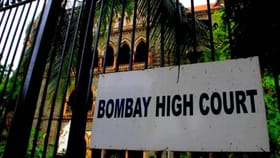 ವ್ಯಕ್ತಿಗಳ ಹೆಸರಿನೊಂದಿಗೆ ಪ್ರಶಸ್ತಿ ಹೆಸರು ಬೇಡ: ಕೋರ್ಟ್