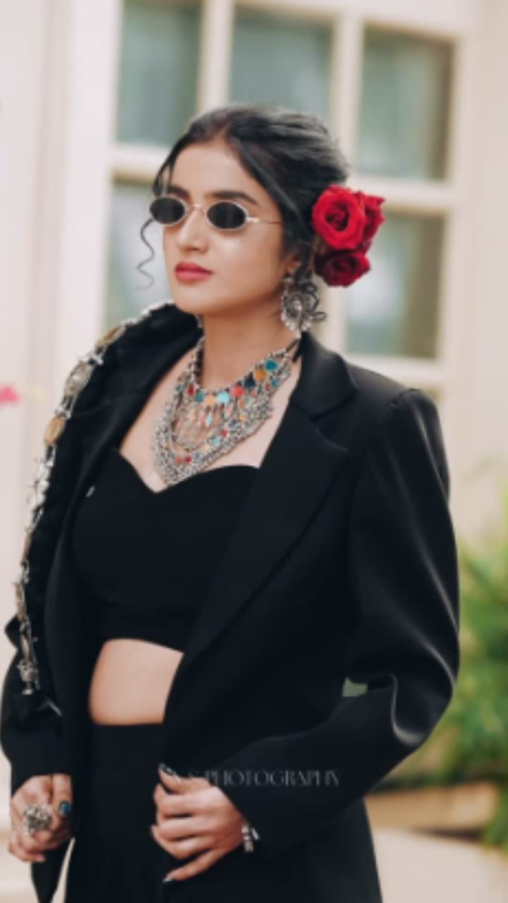 ಬಿಗ್​​ಬಾಸ್​ನಿಂದ ಹೊರ ಬಂದದ್ದೆ ಇನ್​​ಸ್ಟಾ ಮಾಡೆಲ್ ಆದ ಜಾಹ್ನವಿ: ವಿಡಿಯೋ ನೋಡಿ