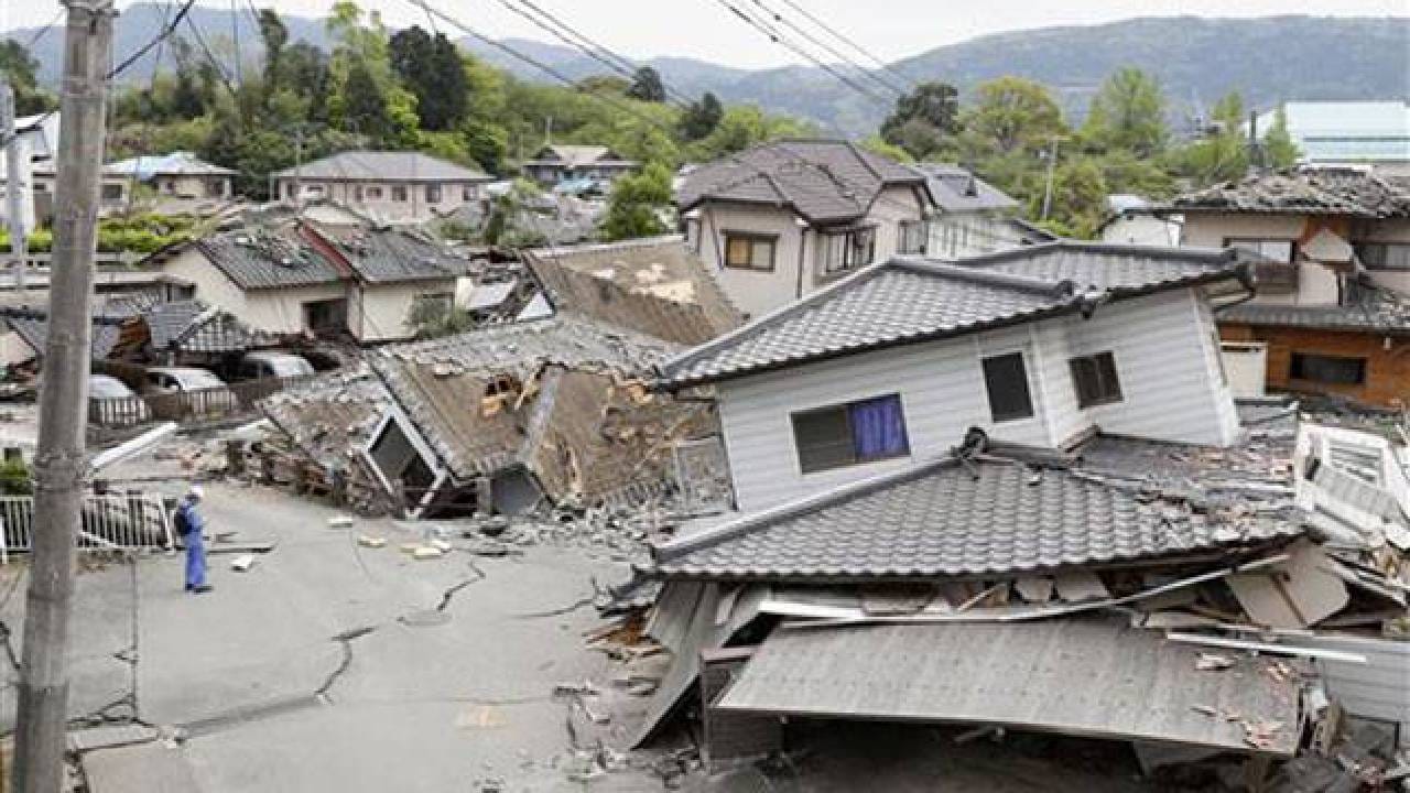 Japan Earthquake: ಜಪಾನ್ನಲ್ಲಿ 7.5 ತೀವ್ರತೆಯ ಪ್ರಬಲ ಭೂಕಂಪ, 23 ಮಂದಿಗೆ ಗಾಯ Japan Earthquake: ಜಪಾನ್ನಲ್ಲಿ 7.5 ತೀವ್ರತೆಯ ಪ್ರಬಲ ಭೂಕಂಪ, 23 ಮಂದಿಗೆ ಗಾಯ