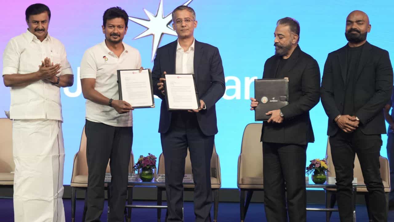 ದಕ್ಷಿಣ ಭಾರತದ ಮೇಲೆ 4 ಸಾವಿರ ಕೋಟಿ ಹೂಡಿಕೆ ಮಾಡಲಿದೆ ಜಿಯೋ ಹಾಟ್​​ಸ್ಟಾರ್