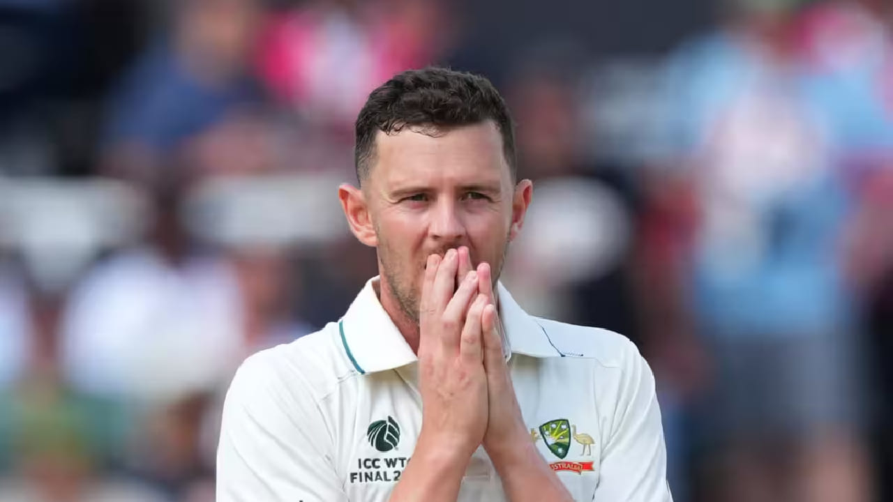 ಇನ್ನು ಸ್ನಾಯು ಸೆಳೆತ ಮತ್ತು ಅಕಿಲೀಸ್ ಗಾಯದಿಂದ ಬಳಲುತ್ತಿರುವ ಜೋಶ್ ಹೇಝಲ್​ವುಡ್ ಆ್ಯಶಸ್ ಸರಣಿಯಿಂದ ಹೊರಬಿದ್ದಿದ್ದಾರೆ. ಹೇಝಲ್​ವುಡ್ ಸಂಪೂರ್ಣವಾಗಿ ಚೇತರಿಸಿಕೊಳ್ಳಲು ಇನ್ನೂ ಹೆಚ್ಚಿನ ಸಮಯ ಬೇಕಿದ್ದು, ಹೀಗಾಗಿ ಅವರನ್ನು ತಂಡದಿಂದ ಹೊರಗಿಡಲಾಗಿದೆ.