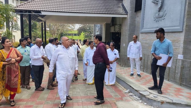 ತಿರುಪತಿಗೆ ಸಚಿವ ರಾಮಲಿಂಗಾರೆಡ್ಡಿ ಭೇಟಿ