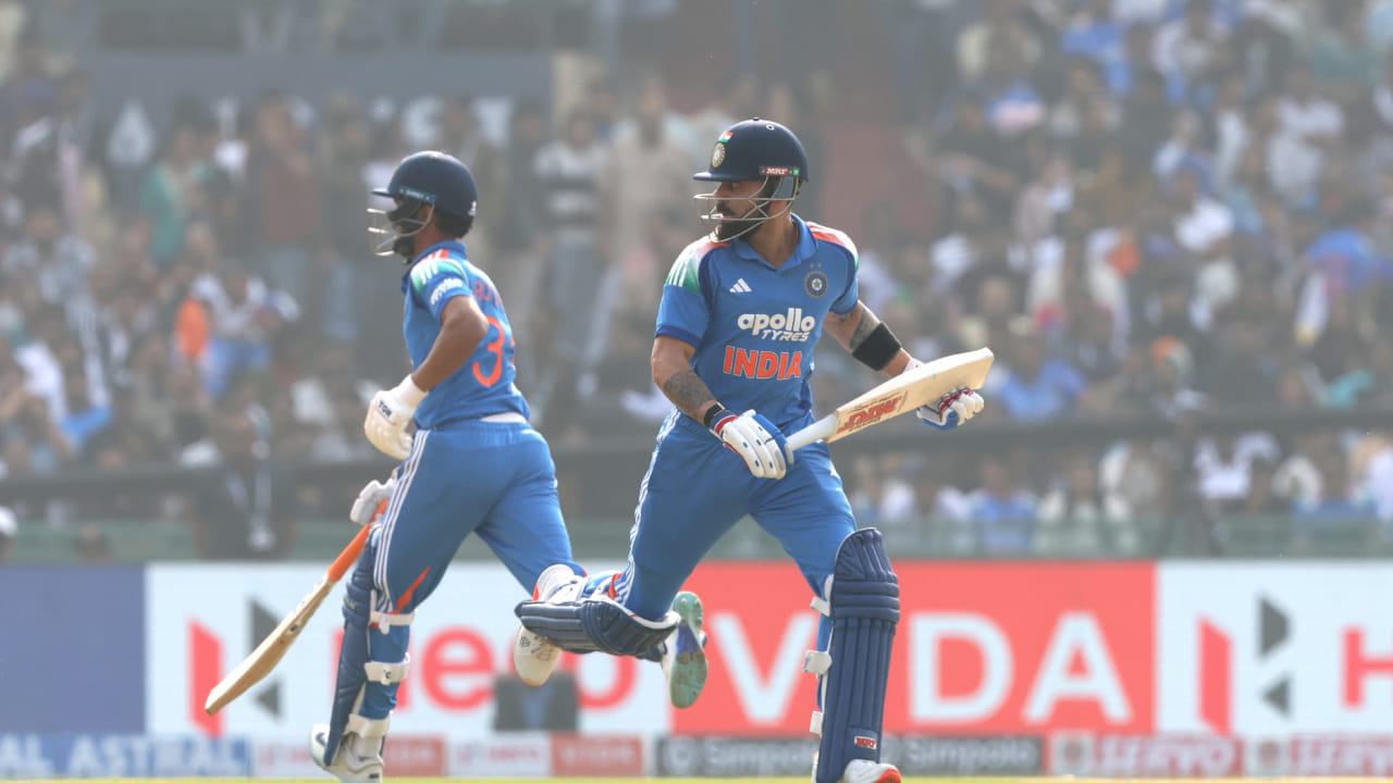 ನಾನು ಮಧ್ಯಮ ಕ್ರಮಾಂಕದಲ್ಲಿ ಈ ರೀತಿಯ ಪ್ರದರ್ಶನ ನೀಡುವುದು ತಂಡಕ್ಕೆ ದೊಡ್ಡ ಪ್ರಯೋಜನವನ್ನು ನೀಡುತ್ತದೆ ಎಂದು ನನಗೆ ತಿಳಿದಿದೆ. ಇದು ನನ್ನ ಆತ್ಮವಿಶ್ವಾಸವನ್ನು ಹೆಚ್ಚಿಸುತ್ತದೆ ಮತ್ತು ಯಾವುದೇ ಪರಿಸ್ಥಿತಿಯಲ್ಲಿ ನನ್ನನ್ನು ನಿಭಾಯಿಸಲು ಮತ್ತು ಪಂದ್ಯವನ್ನು ತಂಡದ ಪರವಾಗಿ ತಿರುಗಿಸಲು ನನಗೆ ಅವಕಾಶ ನೀಡುತ್ತದೆ ಎಂದಿದ್ದಾರೆ.
