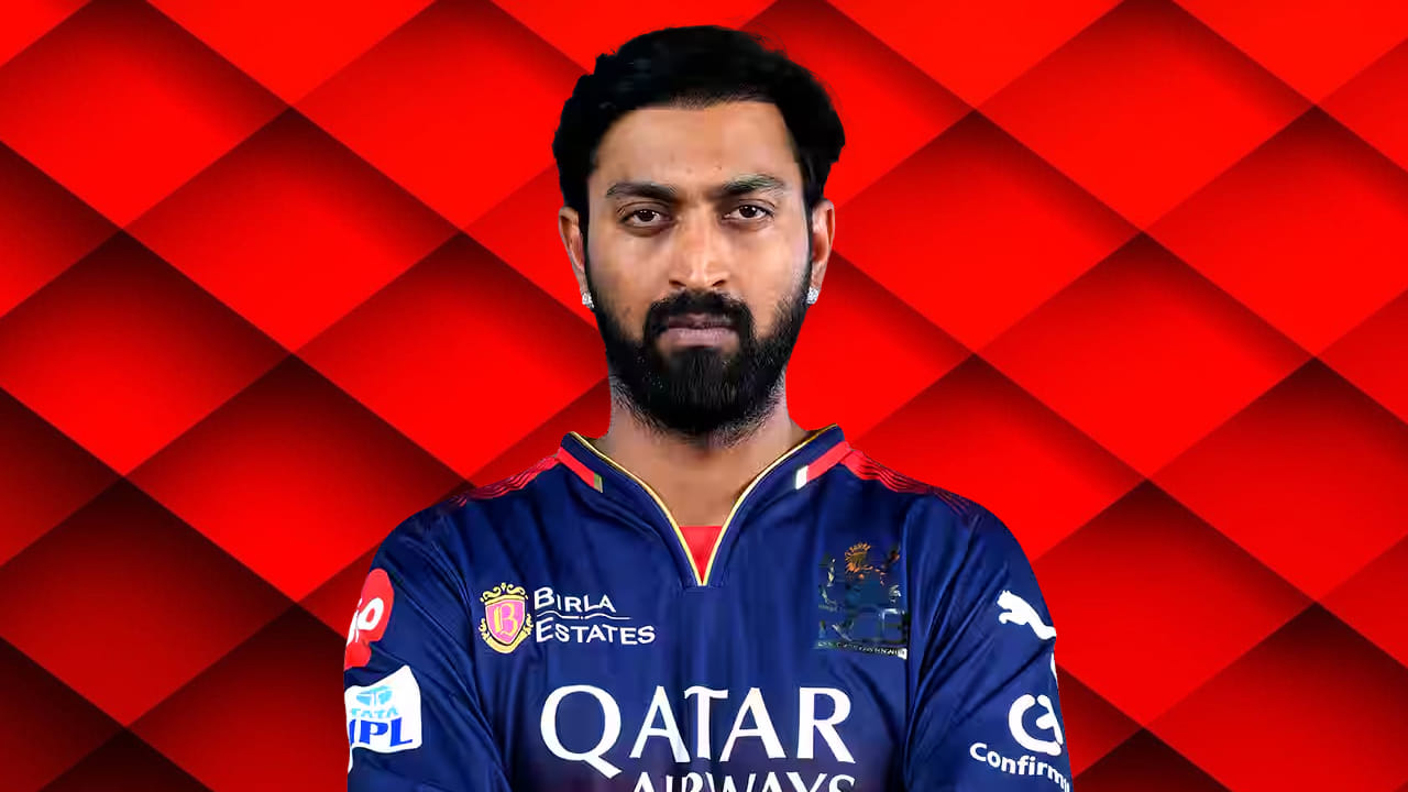 ಕೃನಾಲ್ ಪಾಂಡ್ಯ: ಅನುಭವಿ ಸ್ಪಿನ್ ಆಲ್​ರೌಂಡರ್ ಕೃನಾಲ್ ಪಾಂಡ್ಯ ಅವರನ್ನು ಆಡುವ ಬಳಗದಿಂದ ಕೈ ಬಿಡುವ ಪ್ರಶ್ನೆಯೇ ಇಲ್ಲ. ಏಕೆಂದರೆ ಆರ್​ಸಿಬಿ ತಂಡ ಕಳೆದ ಸೀಸನ್​ನಲ್ಲಿ ಚಾಂಪಿಯನ್ ಪಟ್ಟ ಅಲಂಕರಿಸುವಲ್ಲಿ ಕೃನಾಲ್ ಪ್ರಮುಖ ಪಾತ್ರವಹಿಸಿದ್ದರು. ಹೀಗಾಗಿ ಅವರು ಸಹ ಎಲ್ಲಾ ಪಂದ್ಯಗಳಲ್ಲೂ ಕಣಕ್ಕಿಳಿಯಲಿದ್ದಾರೆ.