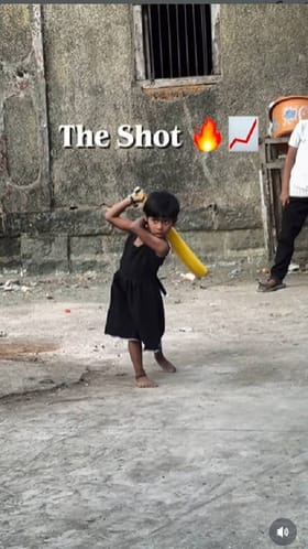 ಪುಟ್ಟ ಬಾಲಕಿಯ ಕ್ರಿಕೆಟ್​ ಕ್ರೇಜ್ ಹೇಗಿದೆ ನೋಡಿ