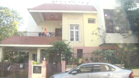 ಲೋಕಾಯುಕ್ತ ಸಿಬ್ಬಂದಿ​​ ಕಂಡು ಕಕ್ಕಾಬಿಕ್ಕಿ: ಕಮೋಡ್‌ಗೆ ಹಣ ಸುರಿದ ಅಧಿಕಾರಿ