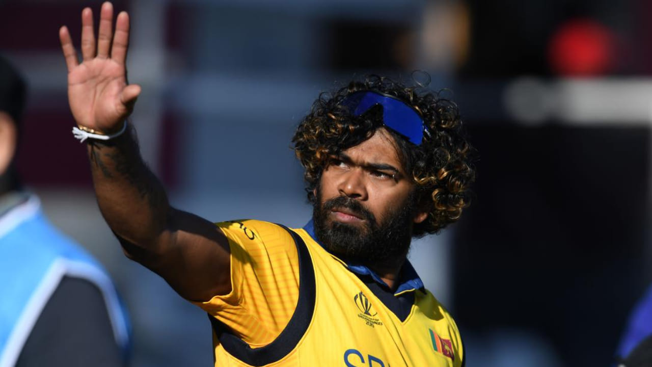 ಮುಂಬರುವ ವಿಶ್ವಕಪ್ಗೆ ಶ್ರೀಲಂಕಾದ ಸಿದ್ಧತೆಗಳನ್ನು ಬಲಪಡಿಸಲು ಶ್ರೀಲಂಕಾ ಕ್ರಿಕೆಟ್ ಮಂಡಳಿಯು ಮಾಲಿಂಗ ಅವರ ಅಪಾರ ಅಂತರರಾಷ್ಟ್ರೀಯ ಅನುಭವ ಮತ್ತು ಡೆತ್ ಬೌಲಿಂಗ್ನಲ್ಲಿನ ಪ್ರಸಿದ್ಧ ಪರಿಣತಿಯನ್ನು ಬಳಸಿಕೊಳ್ಳುವ ಗುರಿಯನ್ನು ಹೊಂದಿದೆ. ಎಂದು ಶ್ರೀಲಂಕಾ ಕ್ರಿಕೆಟ್ ಮಂಡಳಿ ತನ್ನ ಹೇಳಿಕೆಯಲ್ಲಿ ತಿಳಿಸಿದೆ.