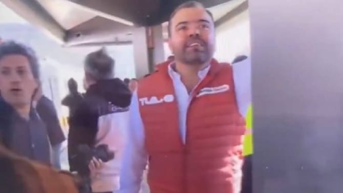 ಉದ್ಘಾಟನೆಗೆ ತಡವಾಗಿ ಬಂದ ಮೇಯರ್, ಕಾಯದೆ ಹೊರಟೇ ಬಿಡ್ತು ರೈಲು