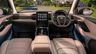 MG ಹೆಕ್ಟರ್ ಫೇಸ್‌ಲಿಫ್ಟ್ ಬಿಡುಗಡೆ: ಕ್ರೆಟಾ-ಹ್ಯಾರಿಯರ್‌ಗೆ ಶುರುವಾಯಿತು ನಡುಕ, ಬೆಲೆ ಎಷ್ಟು ನೋಡಿ