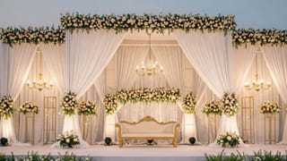 Video: ಓಡ್ಬೇಡ ಕಂದಮ್ಮ, ಬಿದ್ದೋಗ್ತೀಯಾ; ಪುಟ್ಟ ಪುಟ್ಟ ಹೆಜ್ಜೆ ಓಡುತ್ತಿರುವ ಕಂದನನ್ನು ಬೀಳದಂತೆ ತಡೆದ ತಾಯಾನೆ