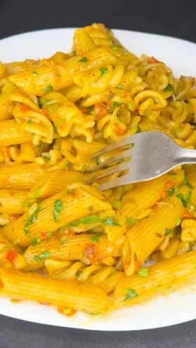 ಸಿಂಪಲ್ ಆಗಿ ಕುಕ್ಕರ್ ನಲ್ಲಿ ಈ ರೀತಿ ಪಾಸ್ತಾ ಮಾಡಿ ನೋಡಿ!