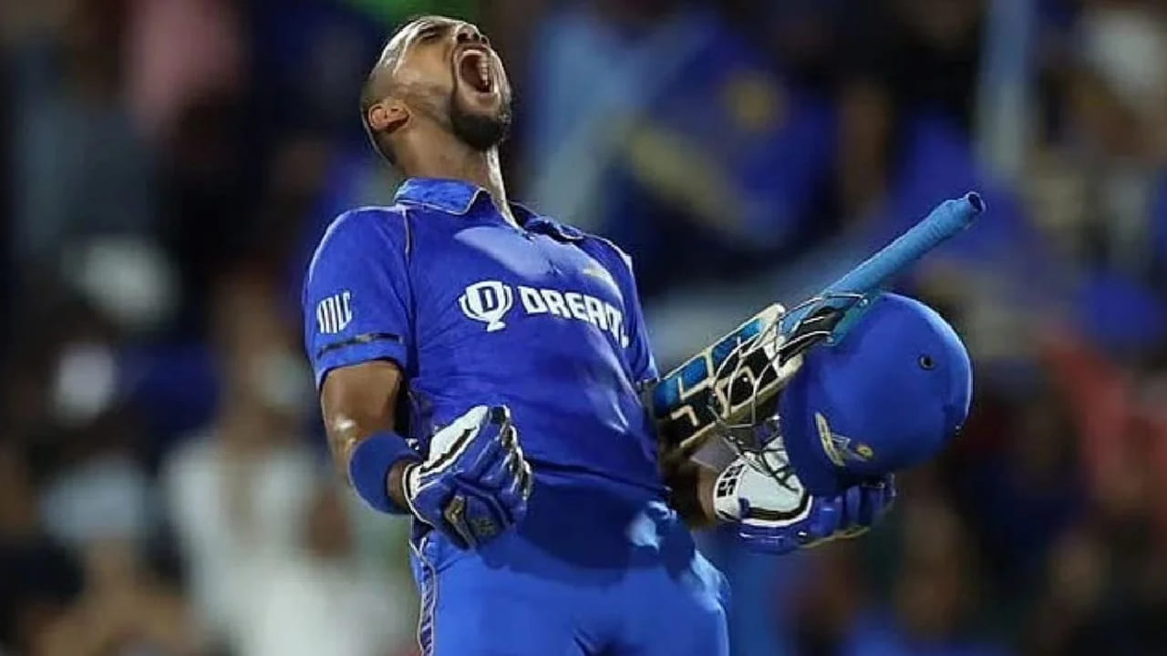 ಈ ಮೂಲಕ ಟಿ20 ಕ್ರಿಕೆಟ್ನಲ್ಲಿ 10000 ರನ್ ಕಲೆಹಾಕಿದ ವಿಶ್ವದ ವಿಶ್ವದ 19ನೇ ಬ್ಯಾಟರ್ ಎನಿಸಿಕೊಂಡಿದ್ದಾರೆ. ಹಾಗೆಯೇ ಈ ಸಾಧನೆ ಮಾಡಿದ ವೆಸ್ಟ್ ಇಂಡೀಸ್ನ ಮೂರನೇ ಬ್ಯಾಟರ್ ಎಂಬ ಹೆಗ್ಗಳಿಕೆಯನ್ನು ಕೂಡ ತಮ್ಮದಾಗಿಸಿಕೊಂಡಿದ್ದಾರೆ. ಇದಕ್ಕೂ ಮುನ್ನ ಕ್ರಿಸ್ ಗೇಲ್ ಹಾಗೂ ಕೀರನ್ ಪೊಲಾರ್ಡ್ ಈ ಸಾಧನೆ ಮಾಡಿದ್ದರು.