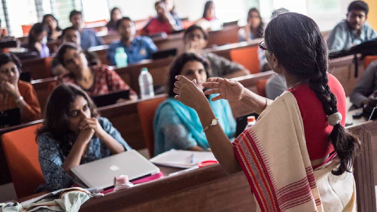 GAMCB Recruitment 2025: ಬೆಂಗಳೂರಿನ ಸರ್ಕಾರಿ ಆಯುರ್ವೇದ ವೈದ್ಯಕೀಯ ಕಾಲೇಜಿನಲ್ಲಿ ಪ್ರಾಧ್ಯಾಪಕ ಹುದ್ದೆಗೆ ನೇಮಕಾತಿ
