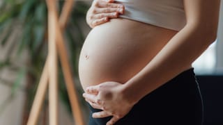 ಗರ್ಭಿಣಿಯರೇ… ನೀವು ಚಳಿಗಾಲದಲ್ಲಿ ಮಾಡುವ ಈ ಒಂದು ತಪ್ಪು ಮಗುವಿನ ತೂಕದ ಮೇಲೆ ಪರಿಣಾಮ ಬೀರುತ್ತೆ