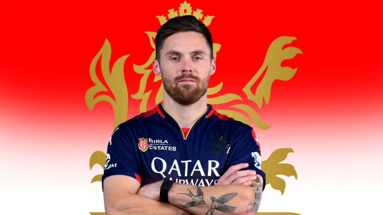 ಇನ್ನು ಮುಂಬರುವ ಇಂಡಿಯನ್ ಪ್ರೀಮಿಯರ್ ಲೀಗ್ನಲ್ಲಿ ಫಿಲ್ ಸಾಲ್ಟ್ ಆರ್ಸಿಬಿ ಪರ ಕಣಕ್ಕಿಳಿಯಲಿದ್ದಾರೆ. 11.50 ಕೋಟಿ ರೂ.ಗೆ ಆರ್ಸಿಬಿ ಸಾಲ್ಟ್ ಅವರನ್ನು ತಂಡದಲ್ಲೇ ಉಳಿಸಿಕೊಂಡಿದ್ದು, ಅದರಂತೆ ಮುಂದಿನ ಸೀಸನ್ನಲ್ಲೂ ಸಾಲ್ಟ್ ಆರಂಭಿಕನಾಗಿ ಬ್ಯಾಟ್ ಬೀಸಲಿದ್ದಾರೆ.