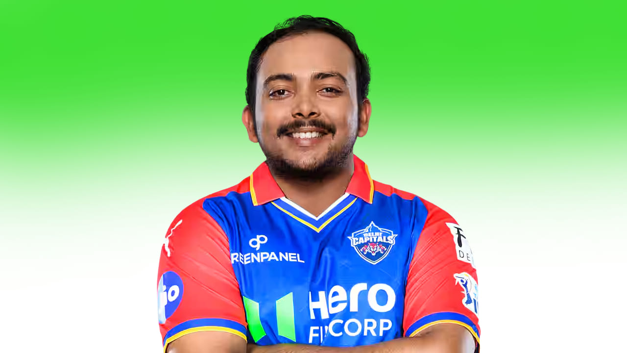 ಪೃಥ್ವಿ ಶಾ: ಟೀಮ್ ಇಂಡಿಯಾ ದಾಂಡಿಗ ಪೃಥ್ವಿ ಶಾ ಕಳೆದ ಸೀಸನ್ನಲ್ಲಿ ಬಿಕರಿಯಾಗದೇ ಉಳಿದಿದ್ದರು. ಈ ಬಾರಿ 75 ಲಕ್ಷ ರೂ. ಮೂಲ ಬೆಲೆಯೊಂದಿಗೆ ಅದೃಷ್ಟ ಪರೀಕ್ಷೆಗೆ ಇಳಿದಿರುವ ಪೃಥ್ವಿ ಶಾ ಕೂಡ ಮೊದಲ ಸುತ್ತಿನ ಹರಾಜು ಪಟ್ಟಿಯಲ್ಲಿ ಸ್ಥಾನ ಪಡೆದಿದ್ದಾರೆ.