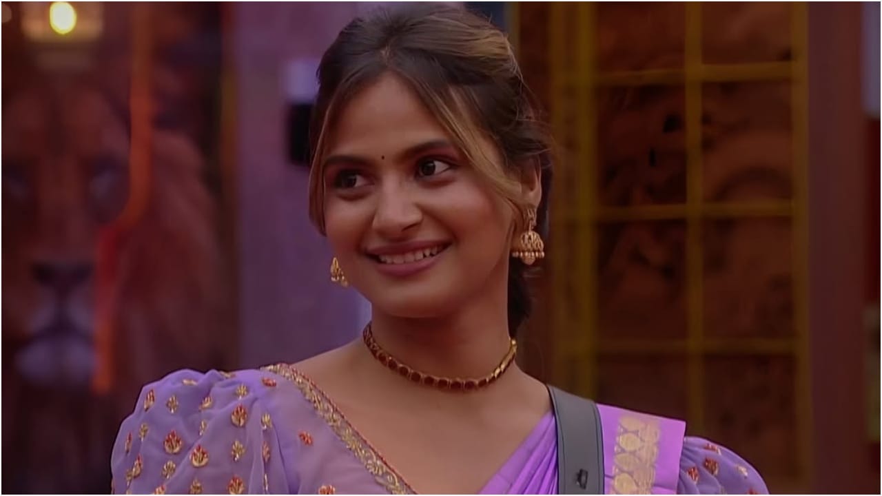 ತಮ್ಮದೇ ನಿರ್ಧಾರಗಳಿಂದ ಜೋಕರ್ ರೀತಿ ಕಾಣಿಸಿದ ರಾಶಿಕಾ ಶೆಟ್ಟಿ ತಮ್ಮದೇ ನಿರ್ಧಾರಗಳಿಂದ ಜೋಕರ್ ರೀತಿ ಕಾಣಿಸಿದ ರಾಶಿಕಾ ಶೆಟ್ಟಿ