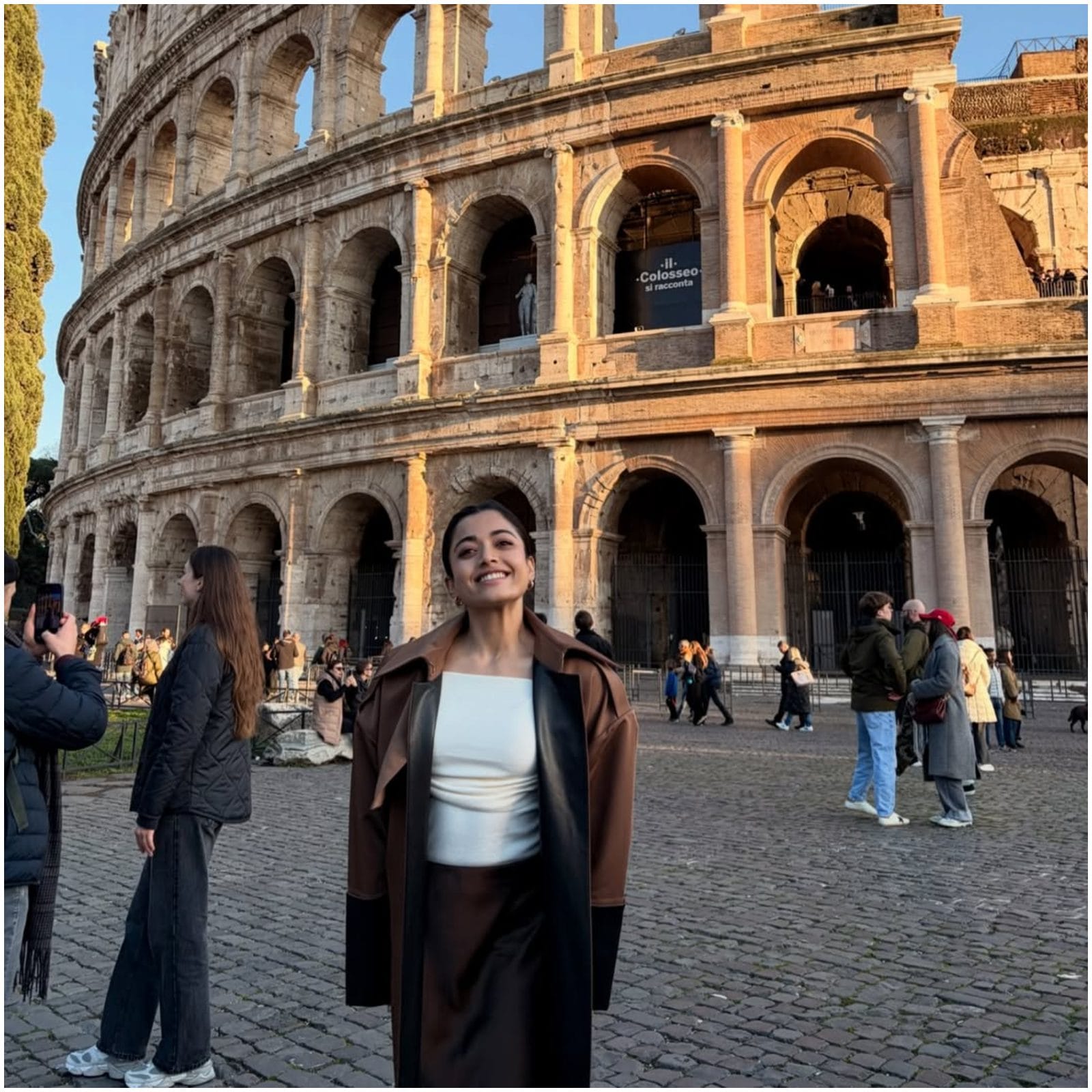 ಫೆಬ್ರವರಿ 26ರಂದು ರಶ್ಮಿಕಾ ಮಂದಣ್ಣ ಹಾಗೂ ವಿಜಯ್ ದೇವರಕೊಂಡ ವಿವಾಹ ಜೈಪುರದಲ್ಲಿ ನಡೆಯಲಿದೆ ಎಂದು ಹೇಳಲಾಗುತ್ತಿದೆ. ಇದಕ್ಕೆ ಆಪ್ತರು, ಕುಟುಂಬದವರು ಮಾತ್ರ ಭಾಗಿ ಆಗಲಿದ್ದಾರೆ. ವಿವಾಹದ ಬಳಿಕ ರಶ್ಮಿಕಾ ಸಿನಿಮಾ ಕೆಲಸಗಳಲ್ಲಿ ಮುಂದುವರಿಯುತ್ತಾರಾ ಎಂಬುದನ್ನು ಕಾದು ನೋಡಬೇಕಿದೆ. 