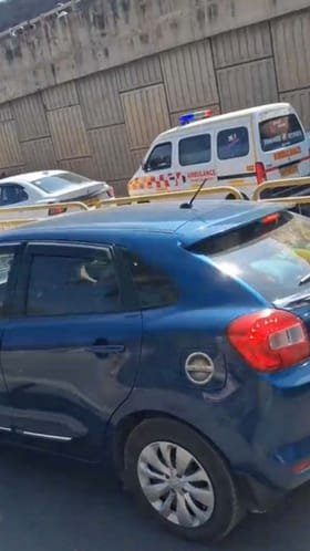 15 ನಿಮಿಷ ಟ್ರಾಫಿಕ್​​ನಲ್ಲೇ ಸಿಲುಕಿದ್ದ ಆ್ಯಂಬುಲೆನ್ಸ್​: ಪರದಾಡಿದ ರೋಗಿ