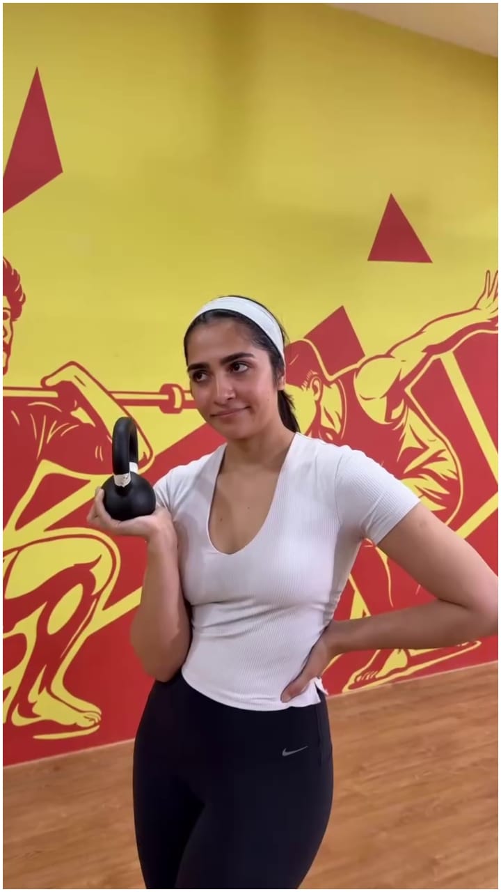 ಜಿಮ್ ಟ್ರೇನರ್ ನಗು ನಂಬ ಬಾರದು ಎಂದ ರುಕ್ಮಿಣಿ ವಸಂತ್