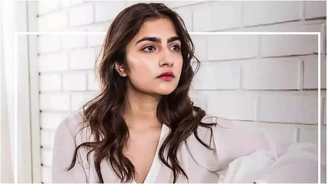 ವಿಲನ್ ಪಾತ್ರ ಮಾಡಿದರೂ ಜನರು ಒಪ್ಪಿಕೊಂಡರು; ಖುಷಿ ಹೊರಹಾಕಿದ ರುಕ್ಮಿಣಿ ವಸಂತ್ ವಿಲನ್ ಪಾತ್ರ ಮಾಡಿದರೂ ಜನರು ಒಪ್ಪಿಕೊಂಡರು; ಖುಷಿ ಹೊರಹಾಕಿದ ರುಕ್ಮಿಣಿ ವಸಂತ್