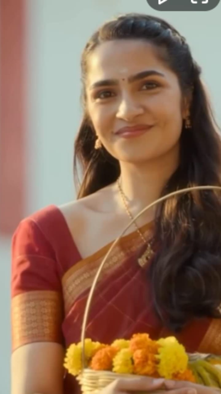 ರುಕ್ಮಿಣಿ ವಸಂತ್ ಈ ವರೆಗೆ ಮಾಡಿದ ಪತ್ರಗಳ ಒಟ್ಟಿಗೆ ನೋಡಿ