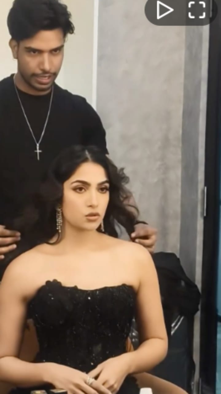 ರುಕ್ಮಿಣಿ ವಸಂತ್ ಮೇಕಪ್ ಹೀಗೆ ನಡೆಯುತ್ತೆ: ವಿಡಿಯೋ ನೋಡಿ