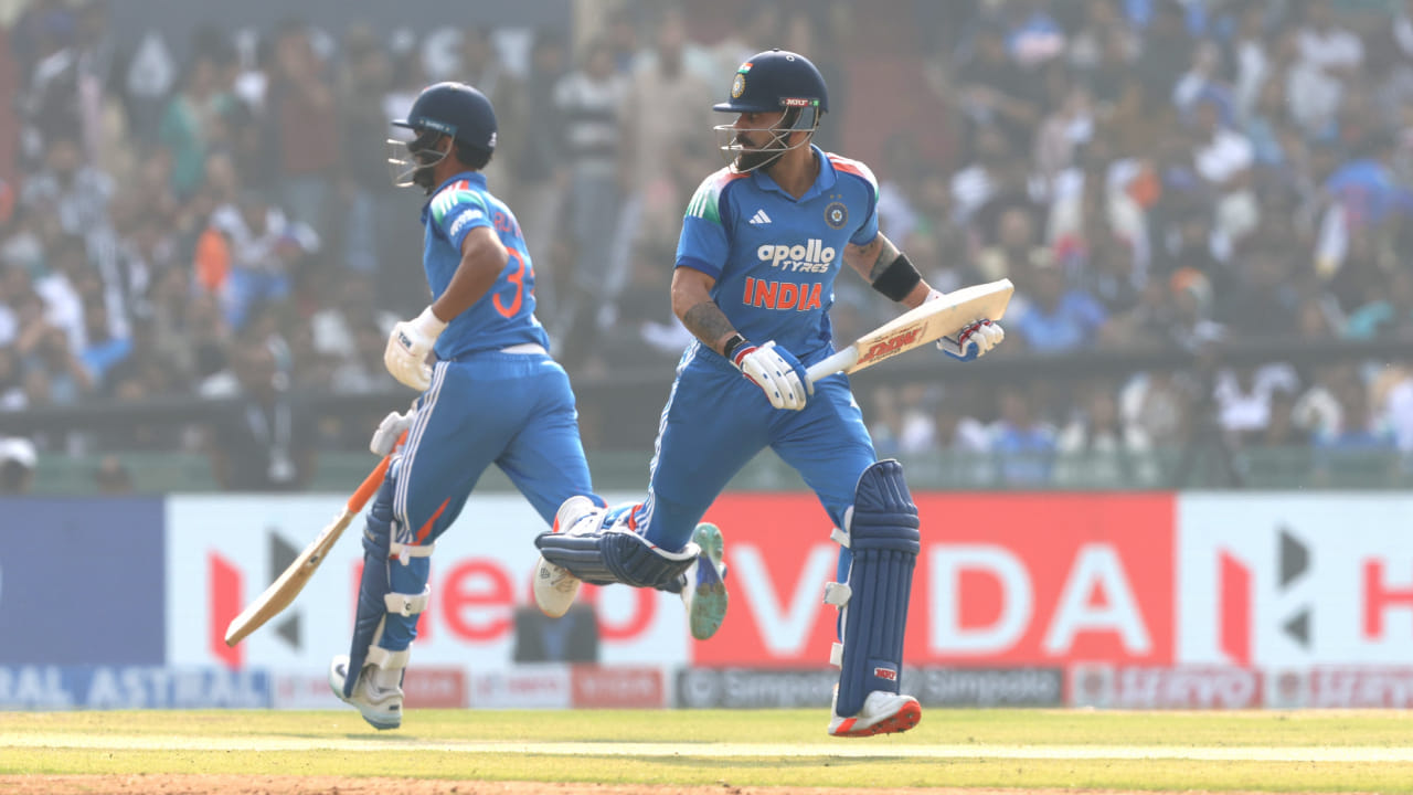 IND vs SA: ರಾಯ್​ಪುರದಲ್ಲಿ ರುತುರಾಜ್- ಕೊಹ್ಲಿ ಅರ್ಧಶತಕ; ಶತಕದ ಜೊತೆಯಾಟ