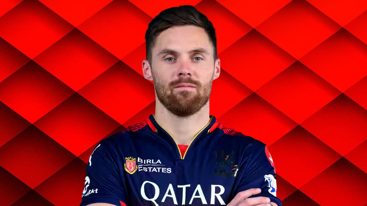 ಫಿಲ್ ಸಾಲ್ಟ್: ರಾಯಲ್ ಚಾಲೆಂಜರ್ಸ್ ಬೆಂಗಳೂರು ಪರ ಈ ಬಾರಿ ಕೂಡ ಫಿಲ್ ಸಾಲ್ಟ್ ಆರಂಭಿಕರಾಗಿ ಕಣಕ್ಕಿಳಿಯಲಿದ್ದಾರೆ. ಕಳೆದ ಸೀಸನ್​ನಲ್ಲಿ ಆರ್​ಸಿಬಿ ತಂಡಕ್ಕೆ ಸ್ಫೋಟಕ ಆರಂಭ ಒದಗಿಸಿದ್ದ ಸಾಲ್ಟ್ ಈ ಬಾರಿ ಕೂಡ ಸಿಡಿಲಬ್ಬರದ ಬ್ಯಾಟಿಂಗ್ ಪ್ರದರ್ಶಿಸುವ ನಿರೀಕ್ಷೆಯಿದೆ.