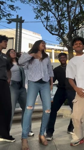 ‘ಮಸ್ತ್ ಮಲೈಕಾ’ ಹಾಡಿಗೆ ಮಸ್ತಾಗಿ ಸ್ಟೆಪ್ ಹಾಕಿದ ಸಂಜನಾ ಆನಂದ್