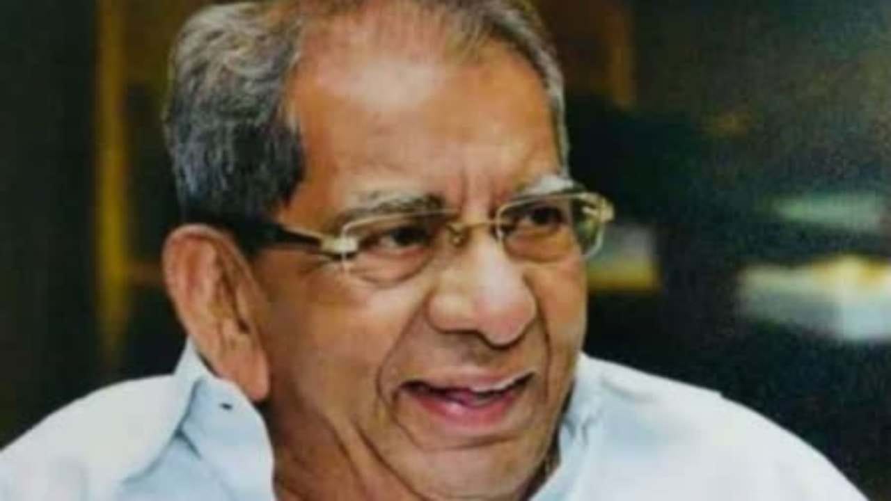 1931ರ ಜೂನ್ 16ರಂದು ದಾವಣಗೆರೆಯಲ್ಲಿ ಜನಸಿದ್ದ ಶಾಮನೂರು, ಕಲ್ಲಪ್ಪ, ಸಾವಿತ್ರಮ್ಮ ದಂಪತಿಯ ಹಿರಿಯ ಪುತ್ರ.