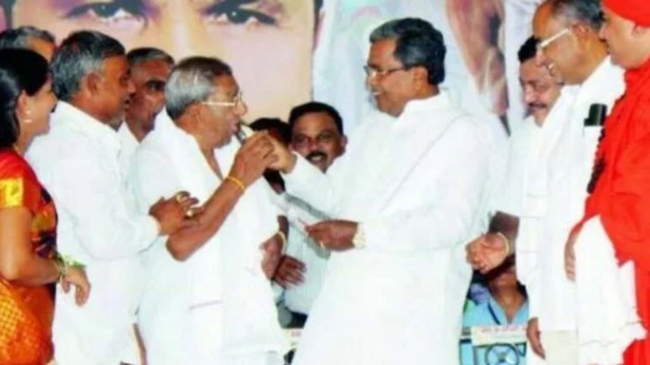 1994ರಲ್ಲಿ ಕಾಂಗ್ರೆಸ್ನಿಂದ ವಿಧಾನ ಸಭೆಗೆ ದಾವಣಗೆರೆ ಕ್ಷೇತ್ರದಿಂದ ಟಿಕೆಟ್ ಪಡೆದು ಆಯ್ಕೆಯಾಗಿದ್ದರು. 1997 ವಿಧಾನಸಭಾ ಸದಸ್ಯತ್ವಕ್ಕೆ ರಾಜೀನಾಮೆ ನೀಡಿ ದಾವಣಗೆರೆ ಲೋಕಸಭಾ ಕ್ಷೇತ್ರದಿಂದ ಸ್ಪರ್ಧಿಸಿ ಸಂಸದರಾಗಿ ಆಯ್ಕೆಯಾಗಿದ್ದರು.