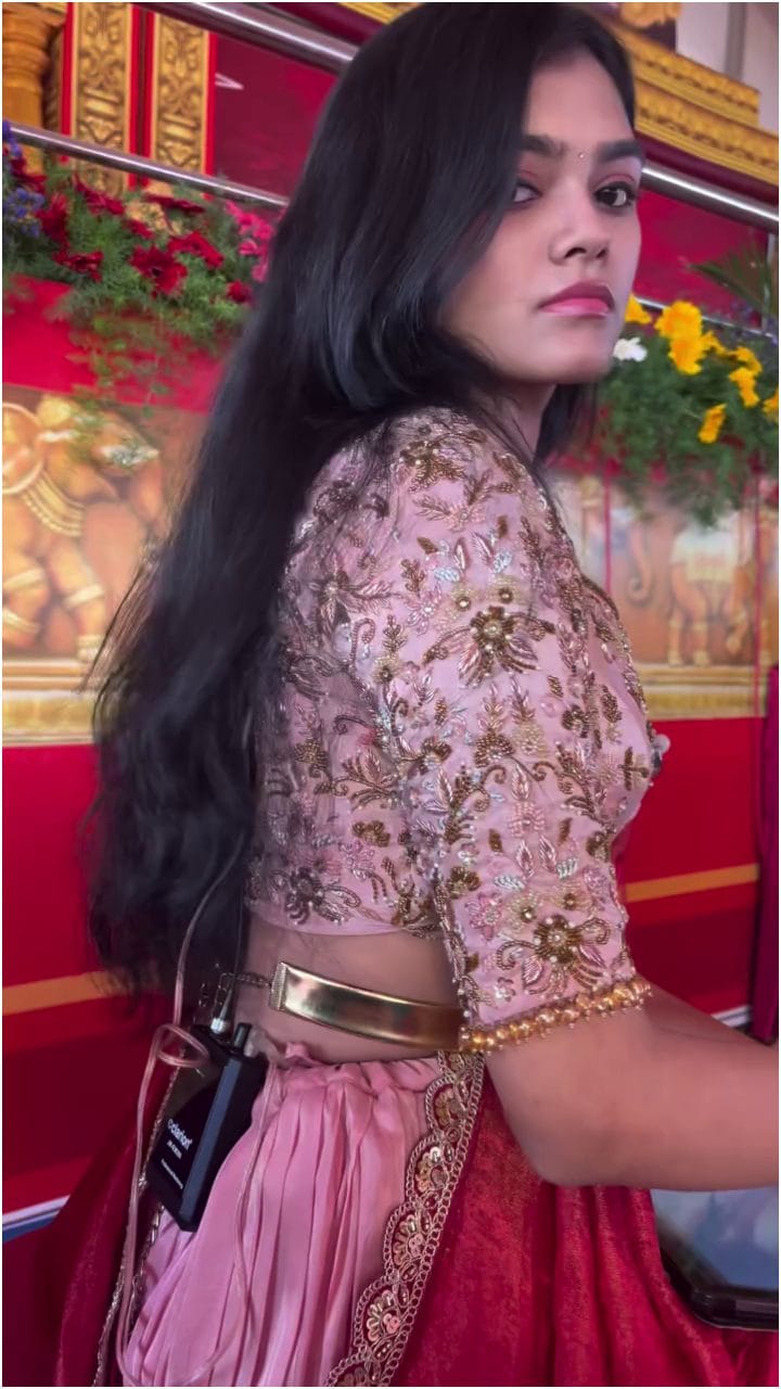 ಸಿಂಗರ್ ಶಿವಾನಿ ಕ್ರೇಜ್ ಹೇಗಿದೆ ನೋಡಿ