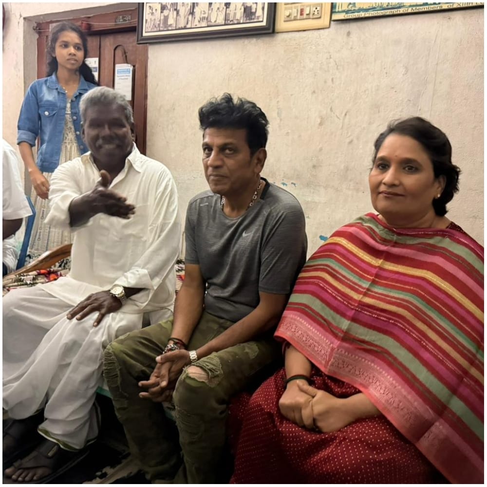 ಶಿವರಾಜ್ಕುಮಾರ್ ಅವರು ಈಗ ತೆಲುಗಿನಲ್ಲಿ ಮುಖ್ಯ ಭೂಮಿಕೆ ನಿರ್ವಹಿಸಲು ರೆಡಿ ಆಗಿದ್ದಾರೆ. ಆಂಧ್ರ ಪ್ರದೇಶದಲ್ಲಿ ಗುಮ್ಮಡಿ ನರಸಯ್ಯ ಅವರ ಪಾತ್ರದಲ್ಲಿ ಶಿವಣ್ಣ ನಟಿಸುತ್ತಿದ್ದಾರೆ. ಈ ಚಿತ್ರದ ಮುಹೂರ್ತ ಇಂದು (ಡಿಸೆಂಬರ್ 6) ನಡೆದಿದೆ.