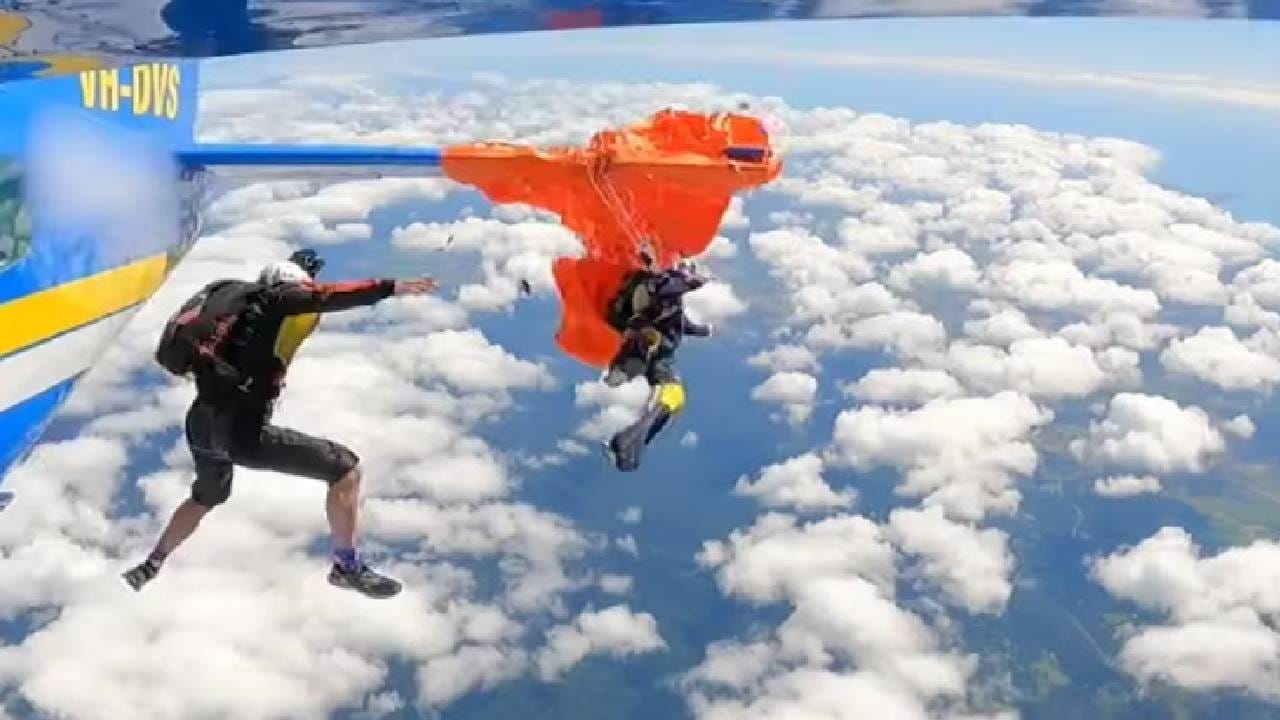 Video: ಅಯ್ಯೋ ದೇವ್ರೆ, ಸ್ಕೈಡೈವ್ ಮಾಡುವಾಗ ವಿಮಾನದ ರೆಕ್ಕೆಗೆ ಸಿಲುಕಿದ ಪ್ಯಾರಾಚೂಟ್, ಆಮೇಲೇನಾಯ್ತು ನೋಡಿ