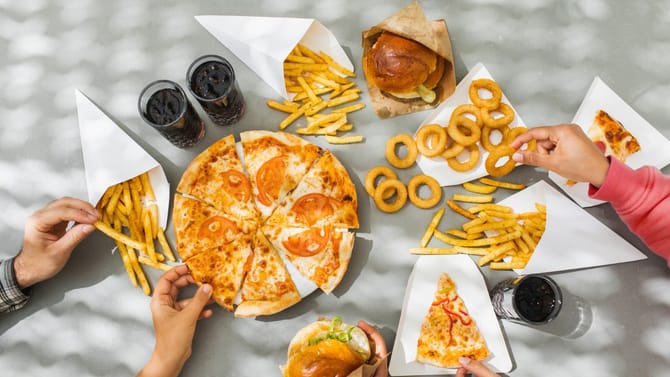 ಸಂಜೆ 6 ಗಂಟೆಯ ನಂತರ ಅಪ್ಪಿತಪ್ಪಿಯೂ ಇಂತಹ ಆಹಾರಗಳ ಸೇವನೆ ಮಾಡಬೇಡಿ