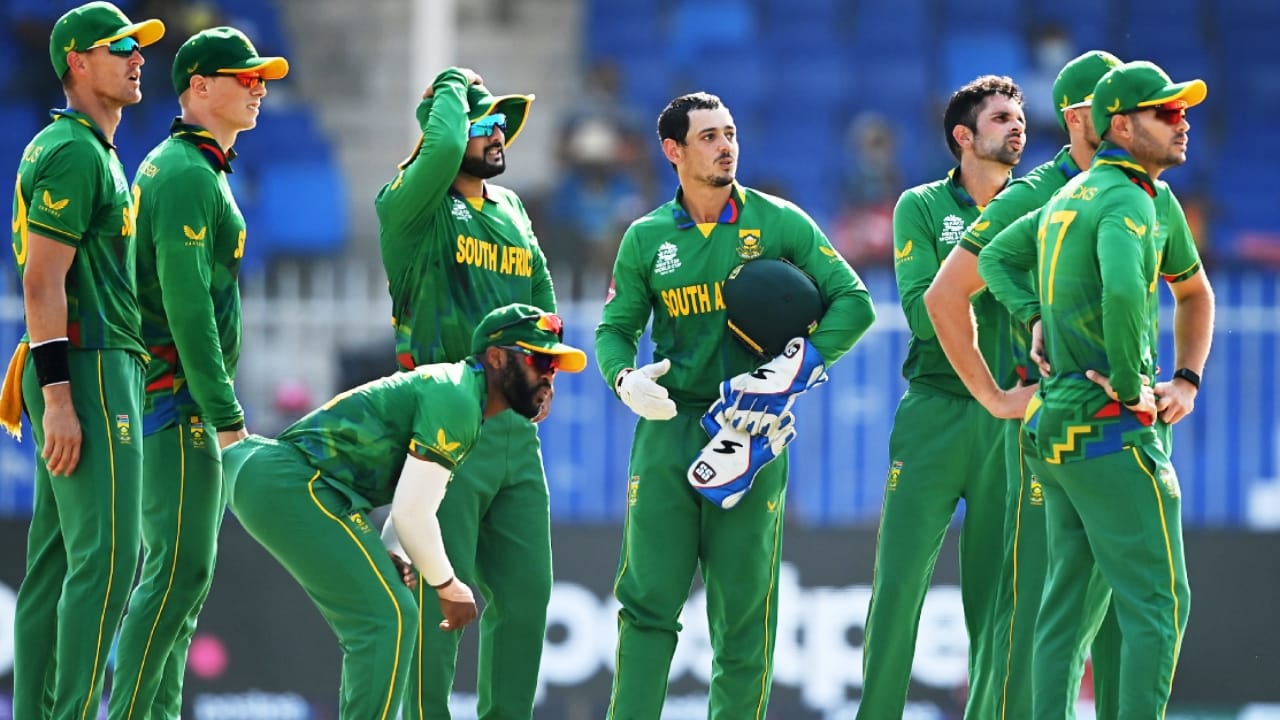 IND vs SA: ಸೌತ್ ಆಫ್ರಿಕಾ ತಂಡಕ್ಕೆ ಬಿಗ್ ಶಾಕ್: 3ನೇ ಪಂದ್ಯದಿಂದ ಇಬ್ಬರು ಔಟ್ IND vs SA: ಸೌತ್ ಆಫ್ರಿಕಾ ತಂಡಕ್ಕೆ ಬಿಗ್ ಶಾಕ್: 3ನೇ ಪಂದ್ಯದಿಂದ ಇಬ್ಬರು ಔಟ್