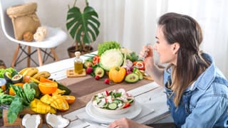 ಈ ಆಹಾರಗಳನ್ನು ಸೇವನೆ ಮಾಡುವುದರಿಂದ ಸುಲಭವಾಗಿ ಒತ್ತಡದಿಂದ ಮುಕ್ತಿ ಪಡೆಯಬಹುದು