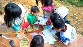 ತರಗತಿಯಲ್ಲಿ ಶಿಕ್ಷಕರ ಎದುರೇ ಸಹಪಾಠಿಯ ಕತ್ತು ಸೀಳಿದ ವಿದ್ಯಾರ್ಥಿ