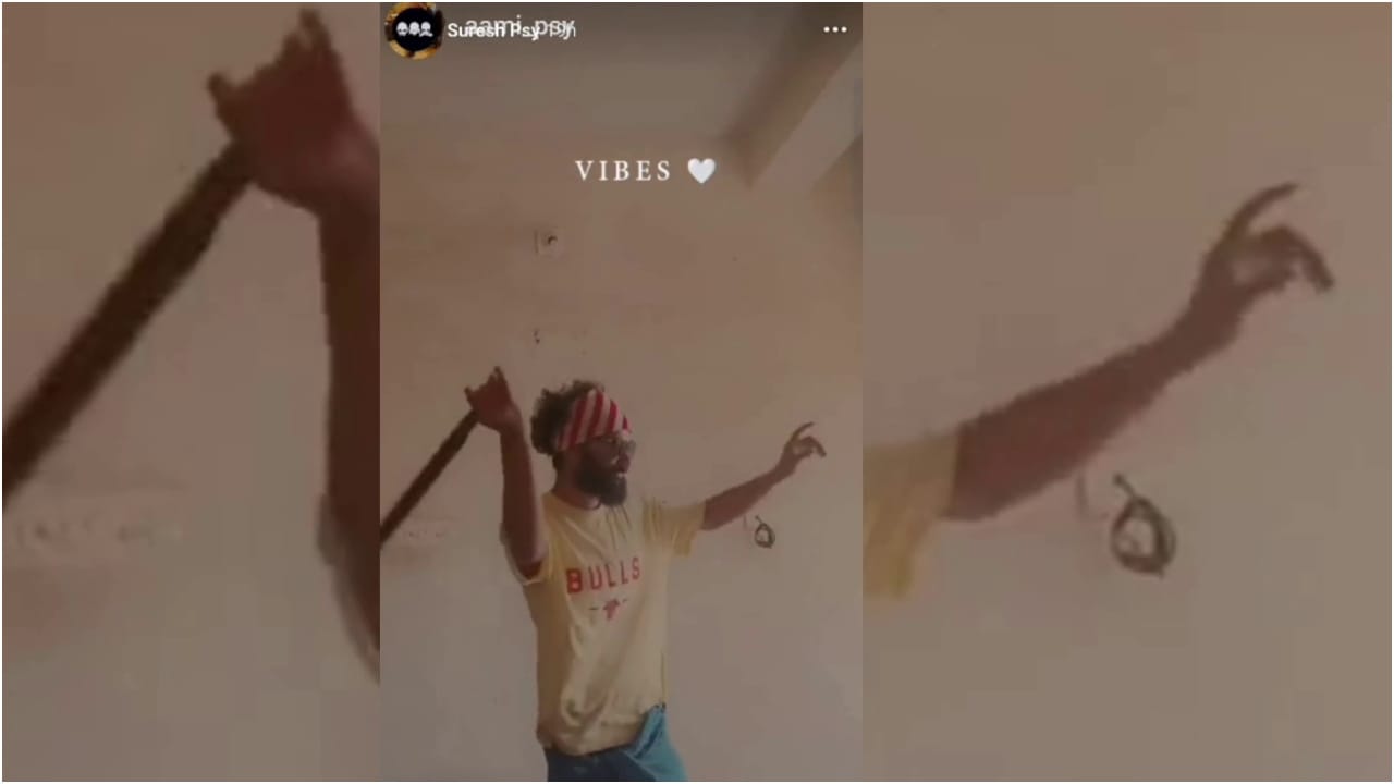 ಕೋಮುಸೂಕ್ಷ್ಮ ಮಂಗಳೂರಿನಲ್ಲಿ ತಲ್ವಾರ್ ಹಿಡಿದು ಡ್ಯಾನ್ಸ್ ಮಾಡಿ ಫೇಸ್ಬುಕ್ ಪೋಸ್ಟ್: ಇಬ್ಬರ ಬಂಧನ ಕೋಮುಸೂಕ್ಷ್ಮ ಮಂಗಳೂರಿನಲ್ಲಿ ತಲ್ವಾರ್ ಹಿಡಿದು ಡ್ಯಾನ್ಸ್ ಮಾಡಿ ಫೇಸ್ಬುಕ್ ಪೋಸ್ಟ್: ಇಬ್ಬರ ಬಂಧನ