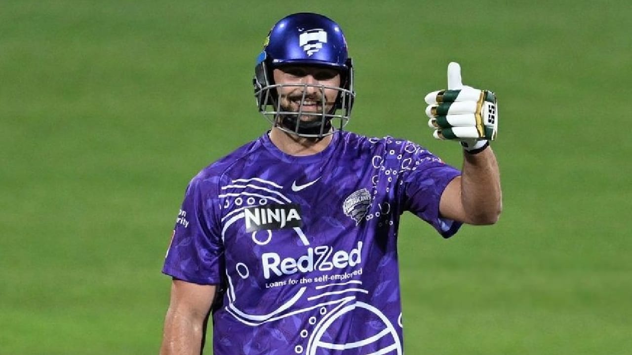 ಅಂದರೆ ಟಿ20 ವಿಶ್ವಕಪ್​​ಗೆ ಇನ್ನೂ ಒಂದು ತಿಂಗಳು ಇರುವ ಕಾರಣ ಟಿಮ್ ಡೇವಿಡ್ ಅವರನ್ನು ತಂಡಕ್ಕೆ ಆಯ್ಕೆ ಮಾಡಿ ಅವರು ಸಂಪೂರ್ಣ ಫಿಟ್​ನೆಸ್ ಸಾಧಿಸದಿದ್ದರೆ ಟೀಮ್​ನಿಂದ ಕೈ ಬಿಡಲು ಕ್ರಿಕೆಟ್ ಆಸ್ಟ್ರೇಲಿಯಾದ ಆಯ್ಕೆ ಸಮಿತಿ ಚರ್ಚಿಸಿದೆ ಎಂದು ವರದಿಯಾಗಿದೆ.