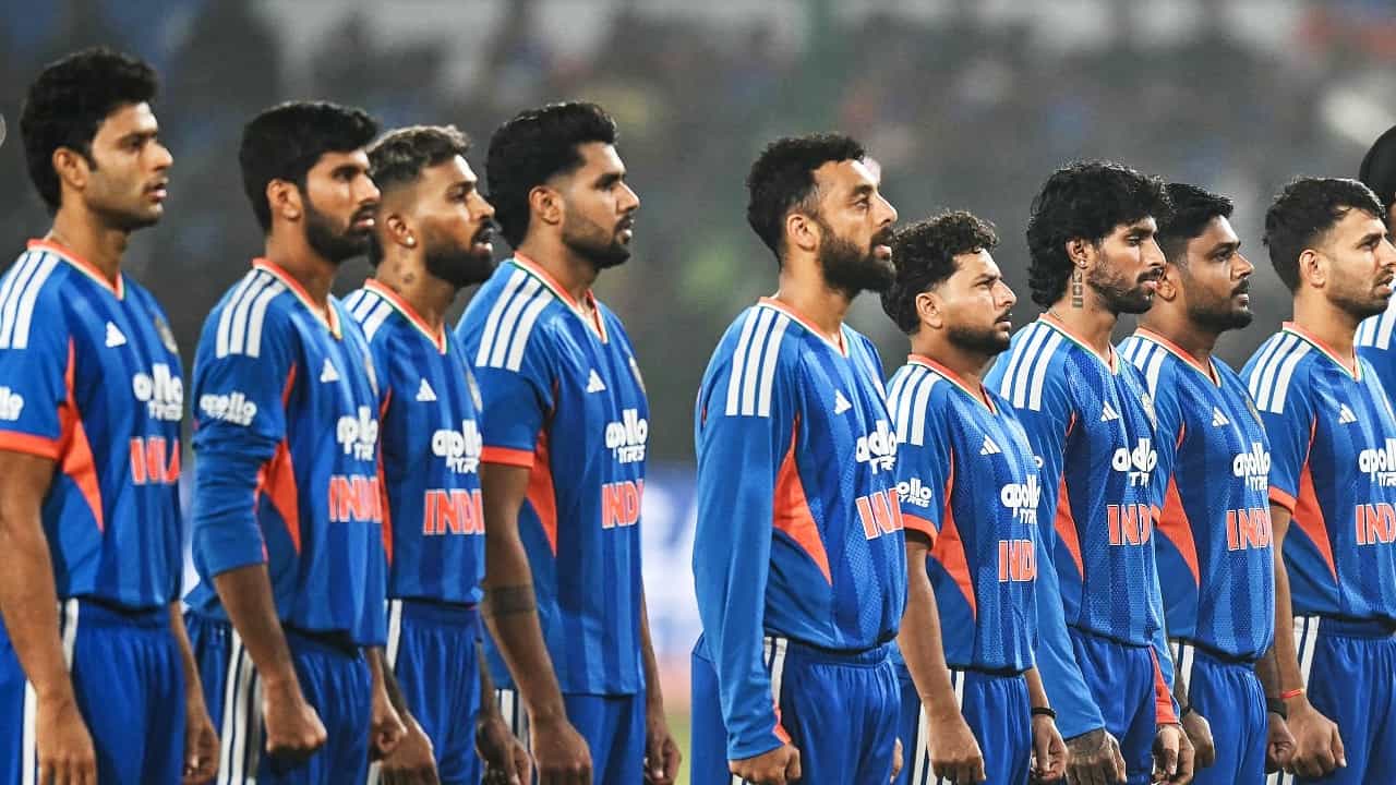 IND vs SA: 3ನೇ ಪಂದ್ಯಕ್ಕಾಗಿ ಟೀಮ್ ಇಂಡಿಯಾದಲ್ಲಿ 2 ಬದಲಾವಣೆ ಸಾಧ್ಯತೆ IND vs SA: 3ನೇ ಪಂದ್ಯಕ್ಕಾಗಿ ಟೀಮ್ ಇಂಡಿಯಾದಲ್ಲಿ 2 ಬದಲಾವಣೆ ಸಾಧ್ಯತೆ