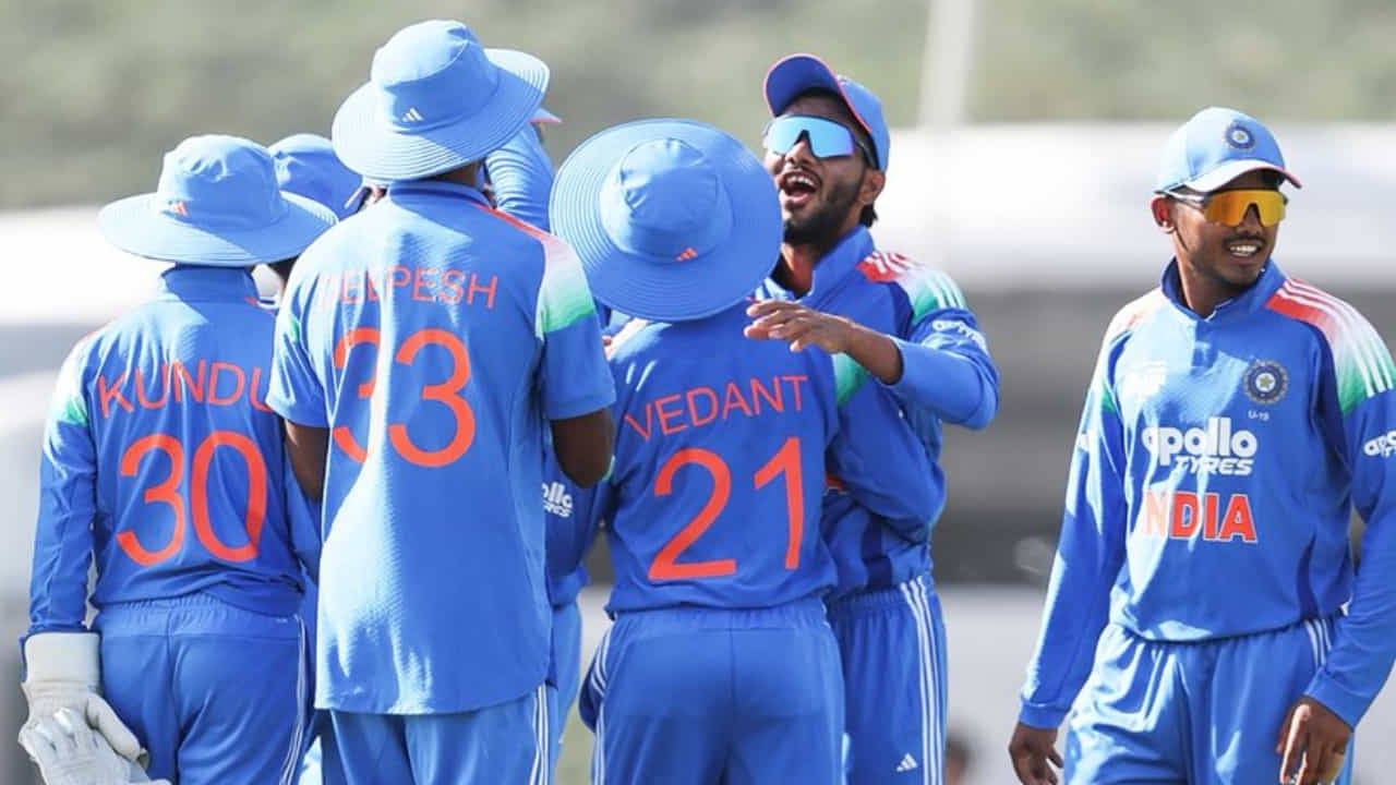 U19 Asia Cup 2025: ಮೊದಲ ಪಂದ್ಯದಲ್ಲಿ 234 ರನ್ಗಳಿಂದ ಗೆದ್ದ ಯುವ ಭಾರತ U19 Asia Cup 2025: ಮೊದಲ ಪಂದ್ಯದಲ್ಲಿ 234 ರನ್ಗಳಿಂದ ಗೆದ್ದ ಯುವ ಭಾರತ