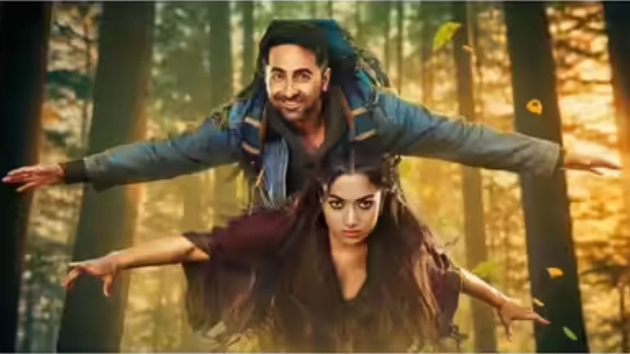 ರಶ್ಮಿಕಾ ಮಂದಣ್ಣ ನಟಿಸಿರುವ ಹಿಂದಿ ಸಿನಿಮಾ ‘ಥಮ’ ಸಹ ಈ ವಾರ ಒಟಿಟಿಗೆ ಬಂದಿದೆ. ಈ ಸಿನಿಮಾನಲ್ಲಿ ರಶ್ಮಿಕಾ ಮಂದಣ್ಣ ಮೊದಲ ಬಾರಿಗೆ ದೆವ್ವದ ಪಾತ್ರದಲ್ಲಿ ನಟಿಸಿದ್ದಾರೆ. ಆಯುಷ್ಮಾನ್ ಖುರಾನಾ ಈ ಸಿನಿಮಾದ ನಾಯಕ. ಸಿನಿಮಾವನ್ನು ಅಮೆಜಾನ್ ಪ್ರೈಂನಲ್ಲಿ ವೀಕ್ಷಿಸಬಹುದು. ಆದರೆ ಹಣ ಕೊಟ್ಟು, ಡಿಸೆಂಬರ್ 19ರ ಬಳಿಕ ಉಚಿತವಾಗಿ ನೋಡಬಹುದು.