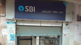 ಮದ್ಯದ ನಶೆಯಲ್ಲಿ ಕುಡುಕನ ಹುಚ್ಚಾಟ: ಎಟಿಎಂಗೆ ನುಗ್ಗಿ ಎಲ್ಲ ಪೀಸ್​​ ಪೀಸ್​​