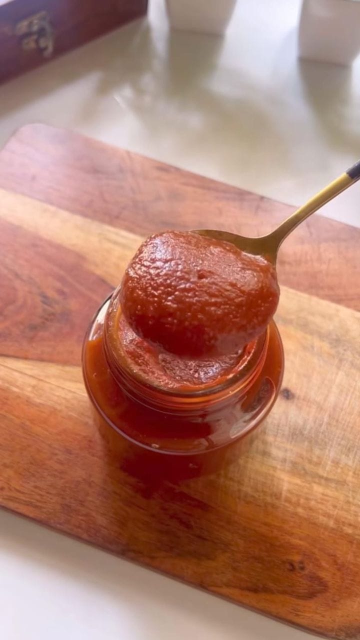 ಮನೆಯಲ್ಲಿಯೇ ಮಾಡಿ ಸಿಂಪಲ್ ಆಗಿ ಟೊಮೆಟೊ ಕೆಚಪ್