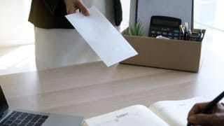 Viral: ಕಂಪನಿ ನನ್ನನ್ನು ನಡೆಸಿಕೊಂಡ ರೀತಿ ಇದು; ಟಾಯ್ಲೆಟ್ ಪೇಪರ್‌ನಲ್ಲಿ ರಾಜೀನಾಮೆ ಪತ್ರ ಬರೆದು ಉದ್ಯೋಗ ತೊರೆದ ವ್ಯಕ್ತಿ